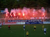 Toll anzuschauende Pyroshow im Boxclub-Block, die Spieler klatschen Beifall