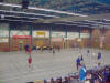 Die Teams beim Warmmachen