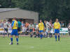 Schock f�r uns - die Oschatzer bejubeln das 1:0 in der 2. min