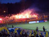 ... die Fankurve macht Feuer ...