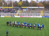 Beide Teams schreiten zum Ansto�punkt