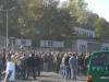 Ankunft der Massen am G�steblock