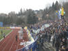 Hier wird blaugelbe Flagge gezeigt