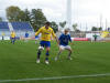 Manuel Starke k�mpft um den Ball