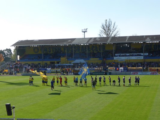 auezweite031014-05.jpg
