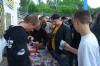 Dicht umlagerte Infost�nde...