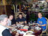 Gem�tliche Runde im ASIA-Haus
