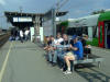 Abgestellt auf Gleis 6, die Locomotion-Crew